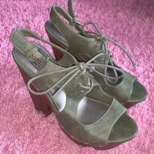 G By Guess Tie Up Green Platform Chunky Heels